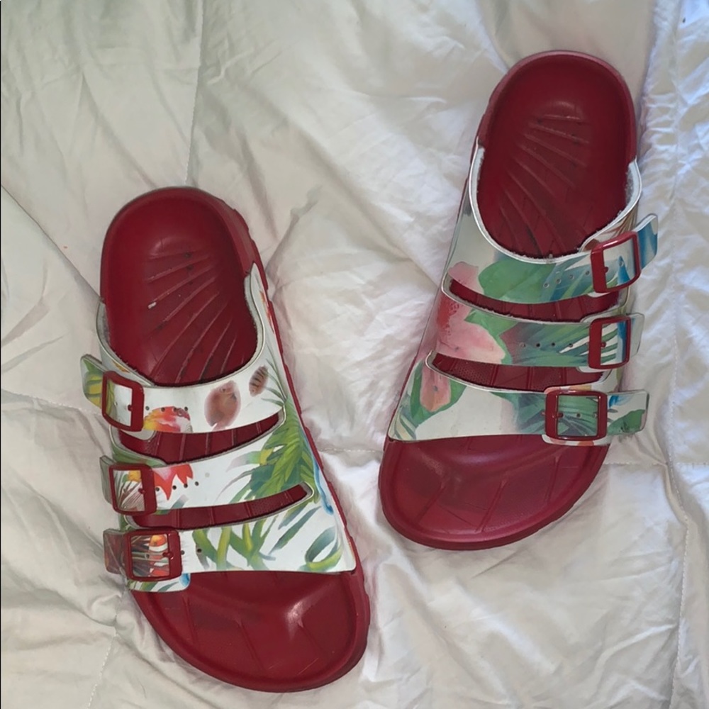 Floral Birkenstock’s! Size 8.5